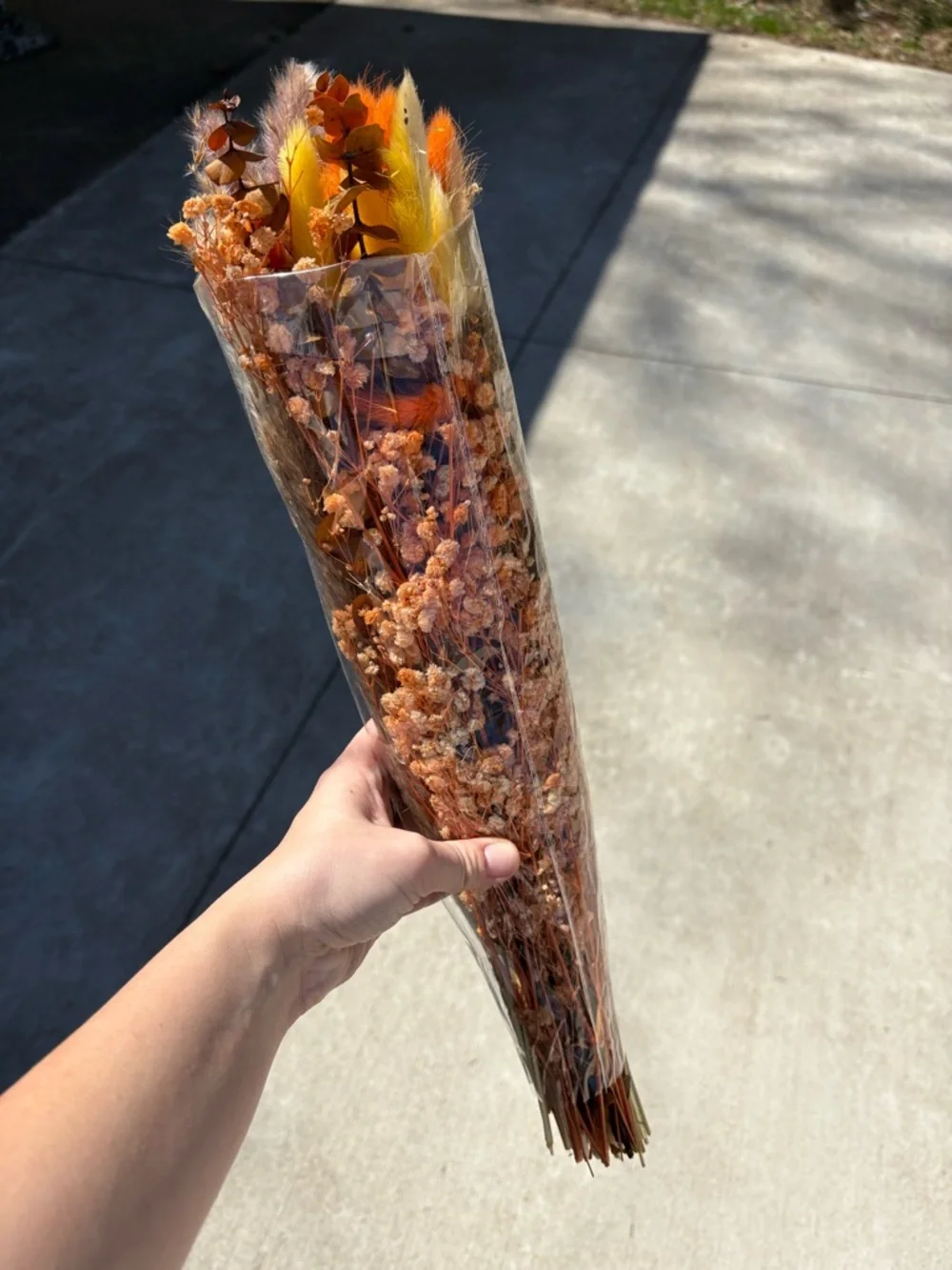BOUQUET OF DRIED FLOWERS
